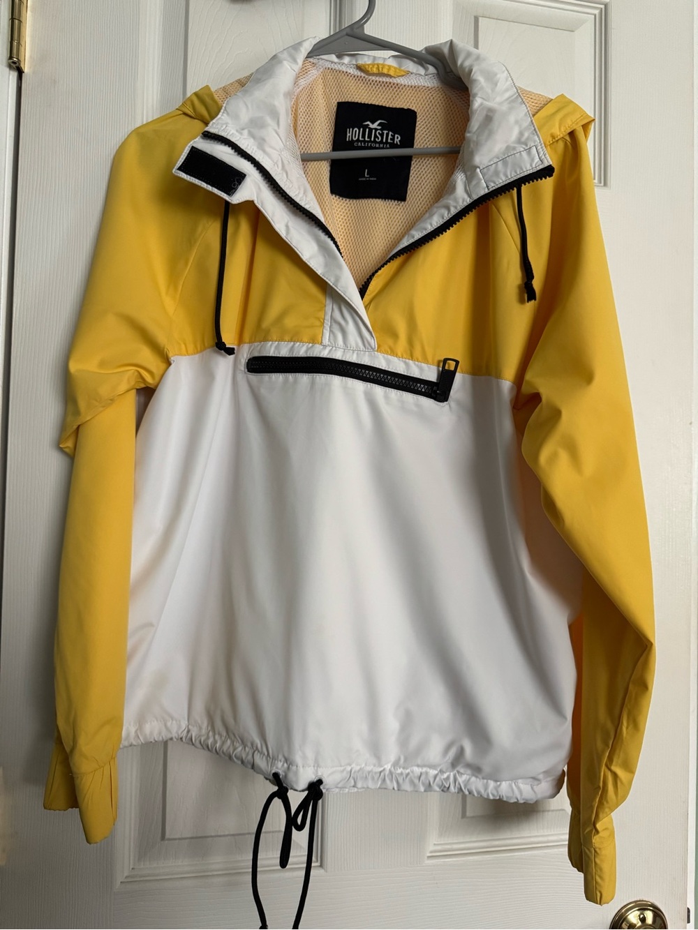 Hollister Yellow & White Colorblock Pullover Jacket